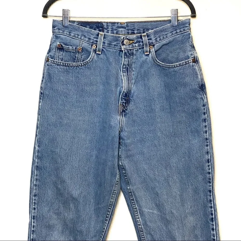 Levi’s vintage 560 high waist mom jeans size 10